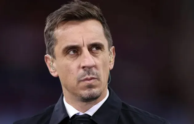 Gary Neville chỉ ra sai lầm chí mạng của Ten Hag - Bóng Đá