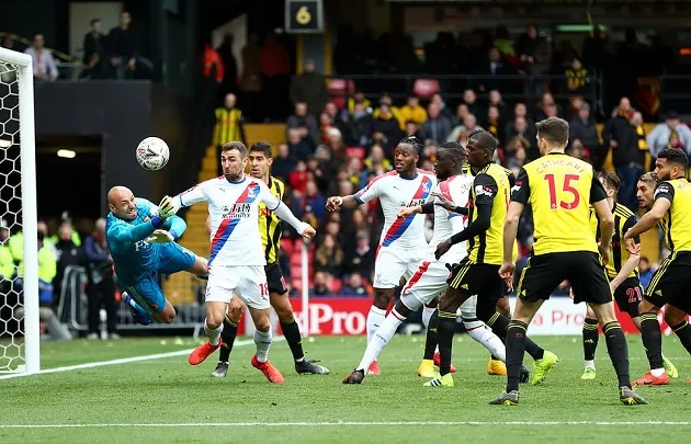 Mất vé vào Bán kết, 4 cầu thủ Crystal Palace hỏi tội tiền đạo của Watford - Bóng Đá