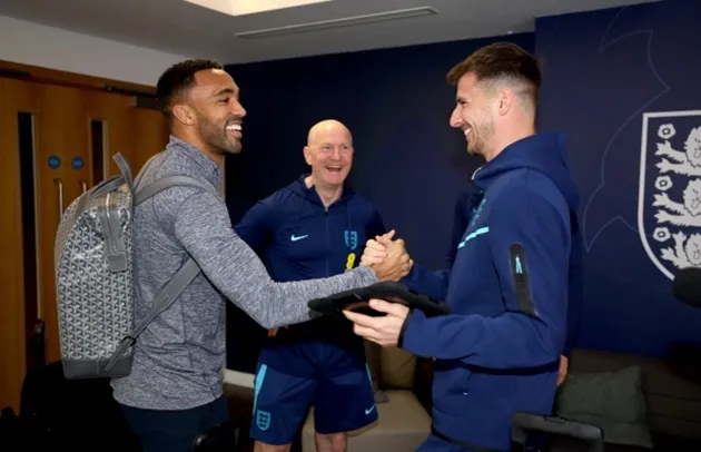 Smiling England stars meet up at St George’s Park - Bóng Đá