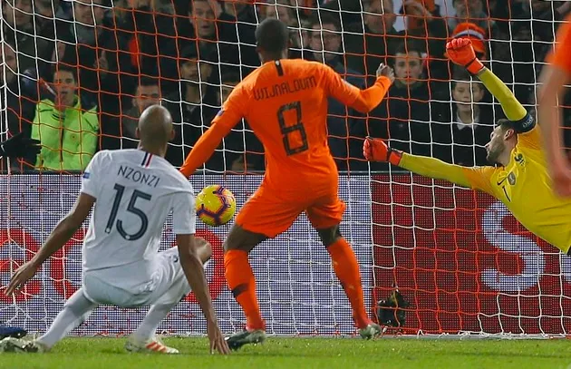 Depay sút panenka, Cơn lốc da cam cuốn phăng nhà ĐKVĐ thế giới - Bóng Đá