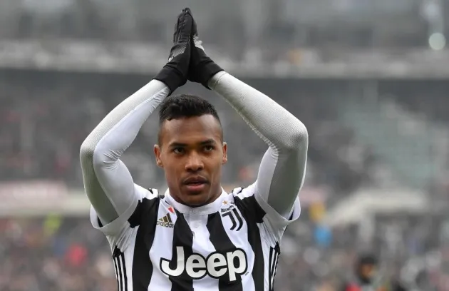 Sao Man Utd đang 'làm khó' đội nhà trong thương vụ Alex Sandro - Bóng Đá