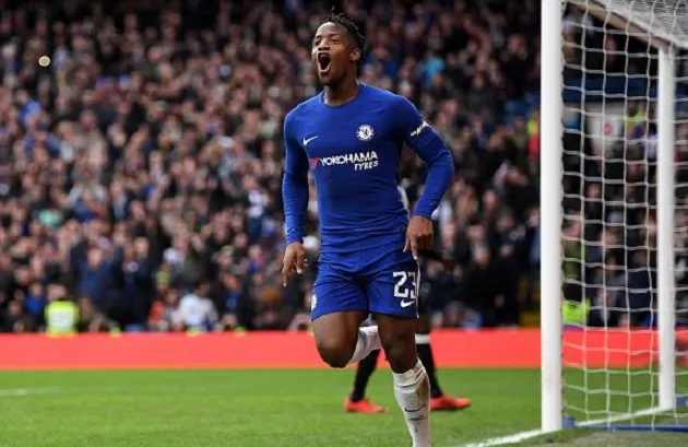Thống kê chứng tỏ Batshuayi còn tốt hơn Lacazette - Bóng Đá