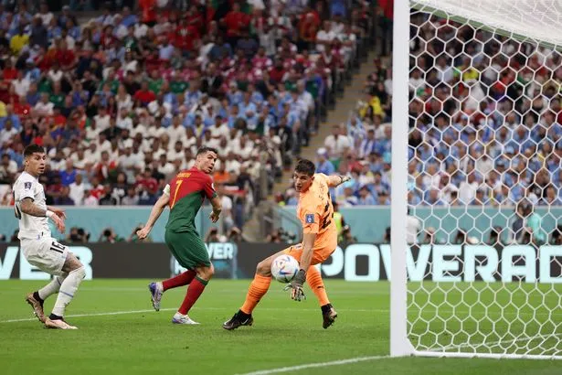 Cristiano Ronaldo misses training as Portugal dealt triple World Cup injury blow - Bóng Đá