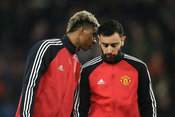 Bruno Fernandes dodges Marcus Rashford question after Man Utd thrashed by Liverpool - Bóng Đá