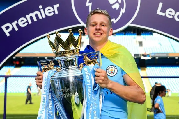 Zinchenko òa khóc trước khi đến Arsenal - Bóng Đá