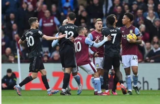 'F*ck you!' - Philippe Coutinho in angry confrontation with Bukayo Saka - Bóng Đá