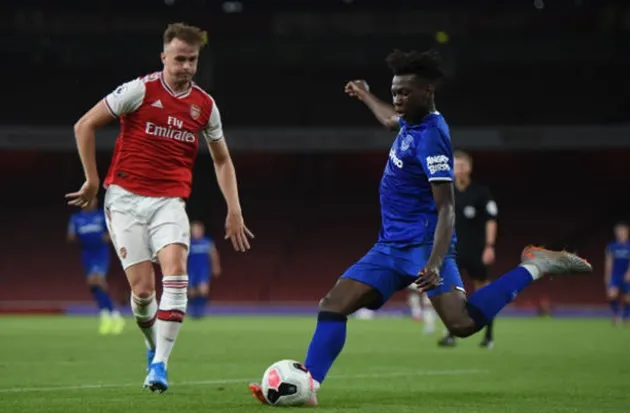 Arsenal receive fitness boost as defender Rob Holding plays 90 minutes for Under 23s after ACL injury - Bóng Đá