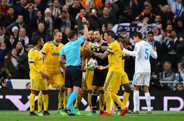 Viết cho Buffon, viết cho những điều không trọn vẹn - Bóng Đá