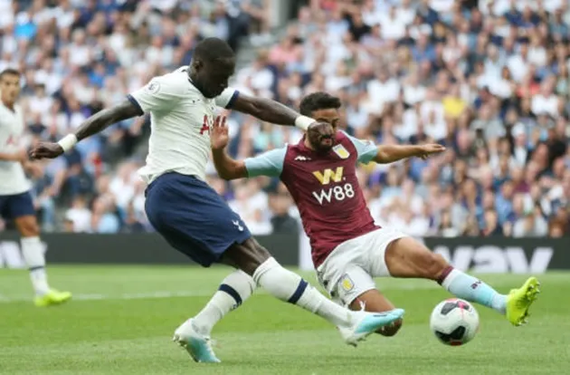 Arsenal stars Aubameyang and Guendouzi put Spurs rivalry to one side as they dine with Sissoko - Bóng Đá