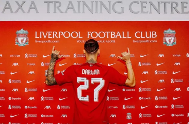 Darwin Nunez's LFC signing day in photos - Bóng Đá