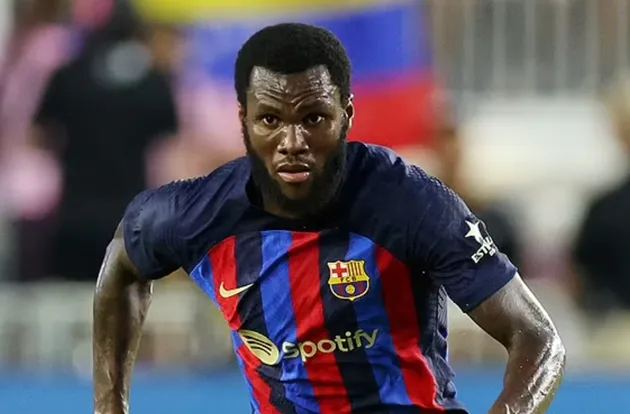 Tottenham 'have made a £13m bid for Barcelona midfielder Franck Kessie' - Bóng Đá