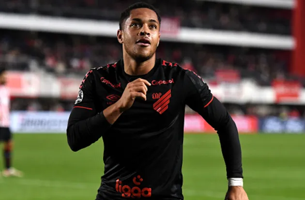 Barcelona step up interest in Vitor Roque - Bóng Đá