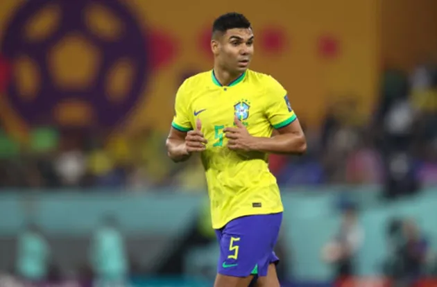 Lên công về thủ, Casemiro sắm vai 