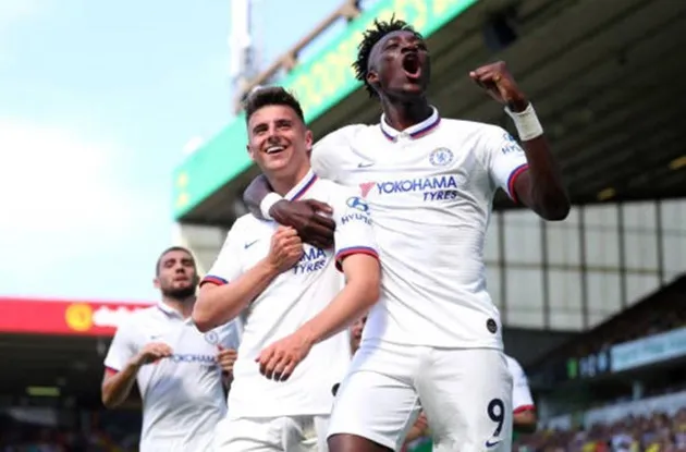 Lewis Grabban at the double as Sabri Lamouchi's side edge to victory at Craven Cottage while Jose Mourinho watches on from the stands - Bóng Đá