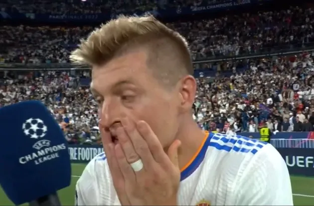 Toni Kroos nổi giận bỏ ngang cuộc phỏng vấn - Bóng Đá