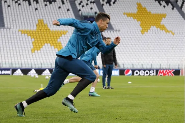 Luyện hàng loạt tuyệt kĩ, Ronaldo quyết gieo sầu cho Bufffon - Bóng Đá