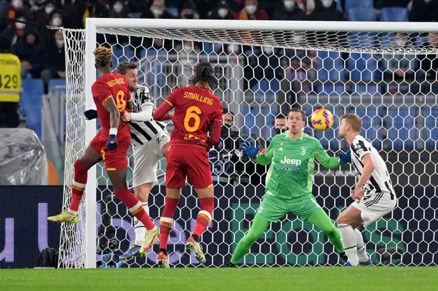 Roma thua Juventus dù dẫn 3-1 - Bóng Đá