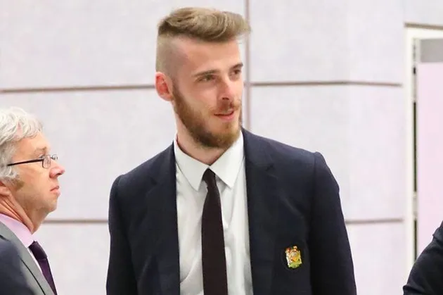 Dàn sao Man Utd tươi tắn trở về sau chiến công trên đất khách - Bóng Đá