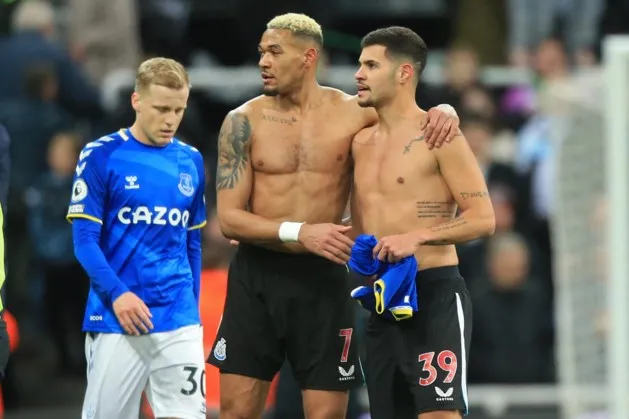 Khắc nghiệt cho Lampard, Van de Beek ra mắt Everton thất vọng - Bóng Đá