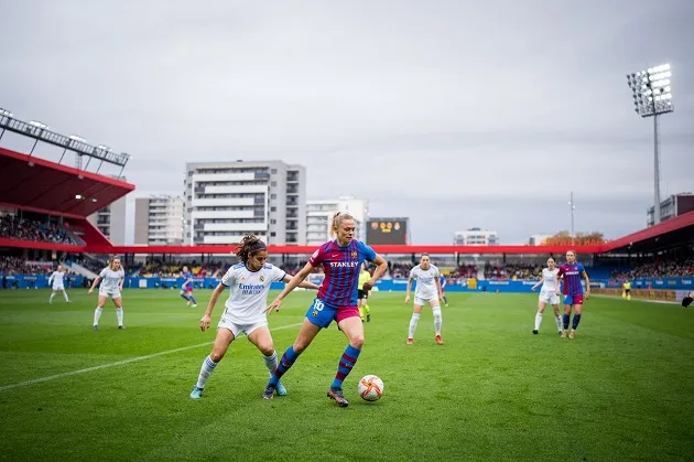 Barcelona seal Primera Division title by thrashing Real Madrid - Bóng Đá