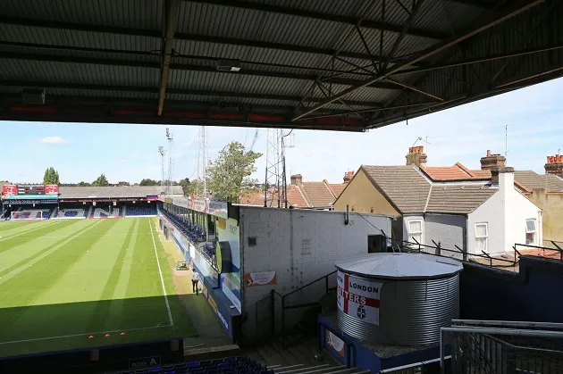 Luton will need a mad £10m three-month dash to get Kenilworth Road stadium - Bóng Đá