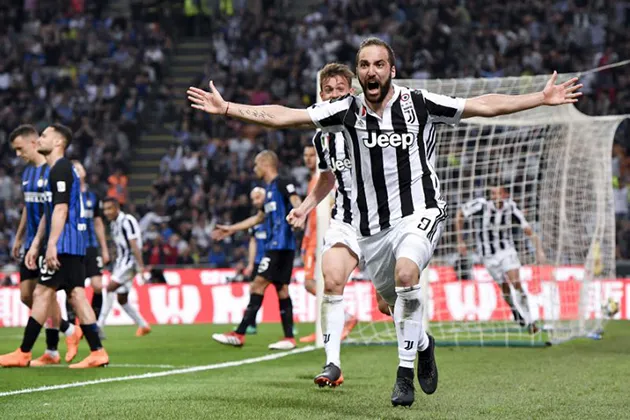 Higuain đã gọi, liệu Maurizio Sarri có nghe thấy? - Bóng Đá