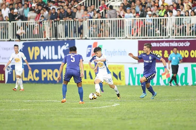 U23 Việt Nam khuấy đảo V-League: Phim hay phút cuối - Bóng Đá