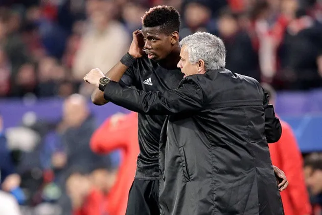 Mourinho cứng rắn trong cuộc chiến quyền lực với sao MU - Bóng Đá