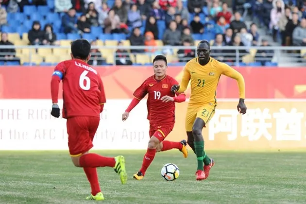 CẬN CẢNH Công Phượng bỏ lỡ cơ hội quý như vàng trước U23 Australia - Bóng Đá