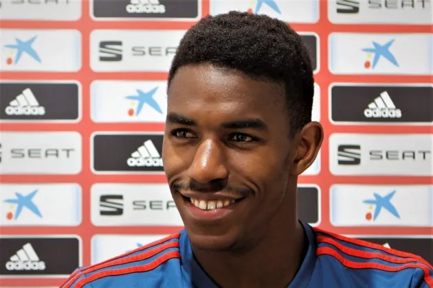  Junior Firpo từ chối Real , Barca - Bóng Đá