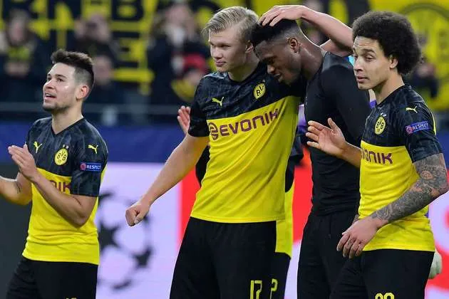 Borussia Dortmund có 16 cầu thủ khác nhau ghi bàn mùa này - Bóng Đá