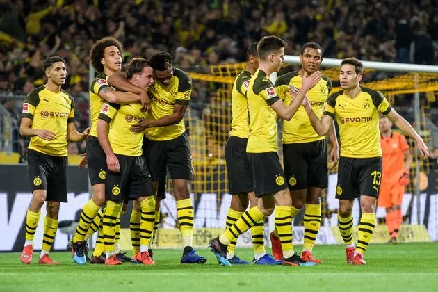 Borussia Dortmund có 16 cầu thủ khác nhau ghi bàn mùa này - Bóng Đá