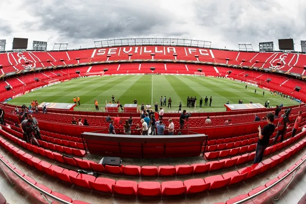 Sevilla tố Liên đoàn