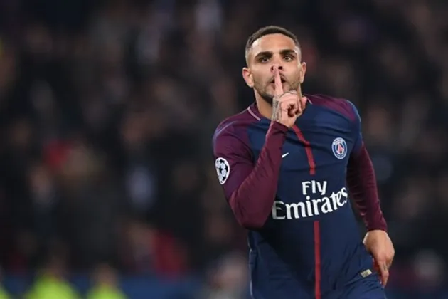 Gặp mặt người đại diện, Man Utd tiến sát ngôi sao PSG (Kurzawa) - Bóng Đá