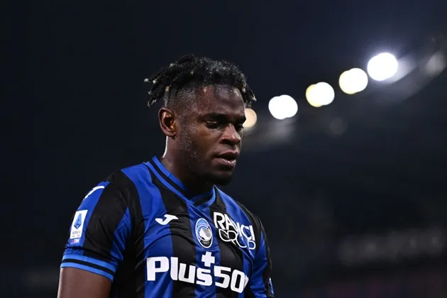 Atalanta: they are not gonna accept any loan bid for Duvan Zapata - Bóng Đá