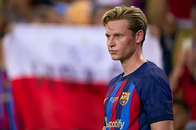 Frenkie de Jong drops Man Utd transfer hint with unlikely reaction to Casemiro signing - Bóng Đá