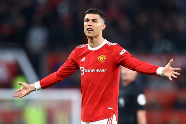 Làm loạn M.U, Ronaldo tin có Sir Alex 'bảo kê' - Bóng Đá