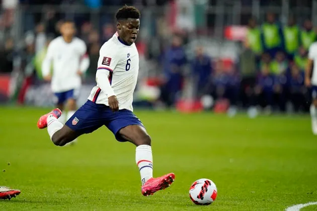 Arsenal sending scouts to watch Yunus Musah - Romano - Bóng Đá