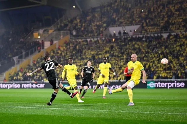 Ngày Man Utd thắng trận, 'cái gai' tại Old Trafford bùng nổ khó tin - Bóng Đá