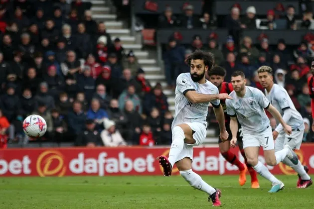 JERMAINE JENAS SLAMS MOHAMED SALAH FOR PENALTY MISS - Bóng Đá