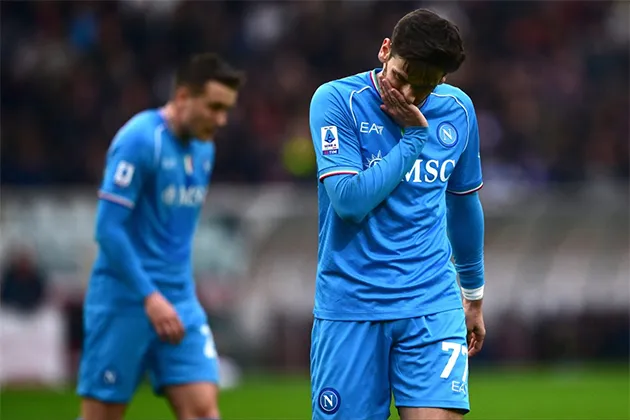 NAPOLI PLAYERS AND MANAGEMENT CLASH AFTER TORINO DEBACLE - Bóng Đá