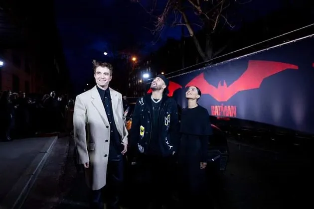 PSG star Neymar attends The Batman premiere in France alongside Robert Pattinson and Zoe Kravitz - Bóng Đá