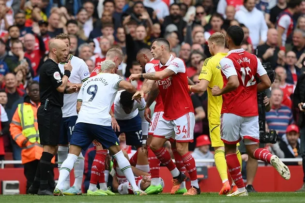 Hoàn toàn xuất sắc, Arsenal nhấn chìm Spurs ở Emirates - Bóng Đá