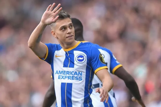 Arsenal want to pay around £20m. Brighton value Trossard closer to £26m - Bóng Đá