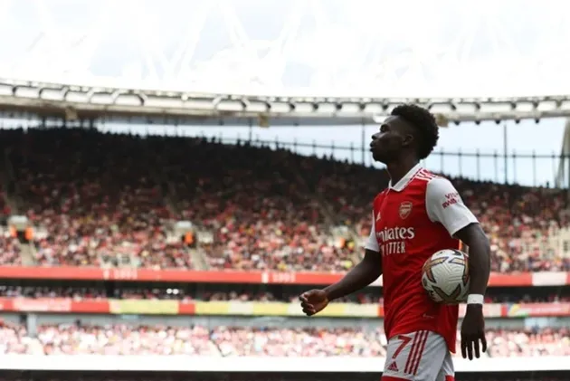 Bukayo Saka chế nhạo Tottenham - Bóng Đá