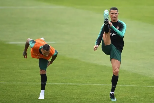 Real không muốn đáp ứng yêu sách của Ronaldo - Bóng Đá