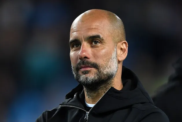 Pep Guardiola chỉ ra 1 trong những tiền vệ tổ chức hàng đầu thế giới - Bóng Đá