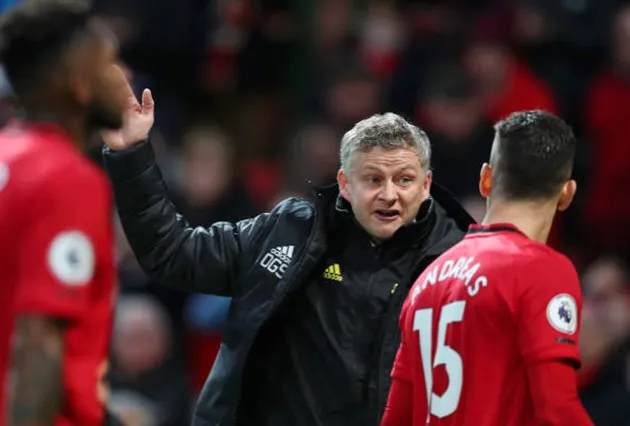 Solskjær wasn't happy with Pereira at half-time - Bóng Đá