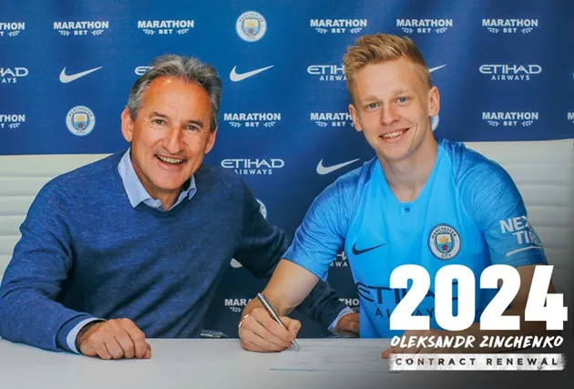 Zinchenko proposes to stunning girlfriend in stadium hours after kissing her live on TV following Ukraine’s Euros spot - Bóng Đá