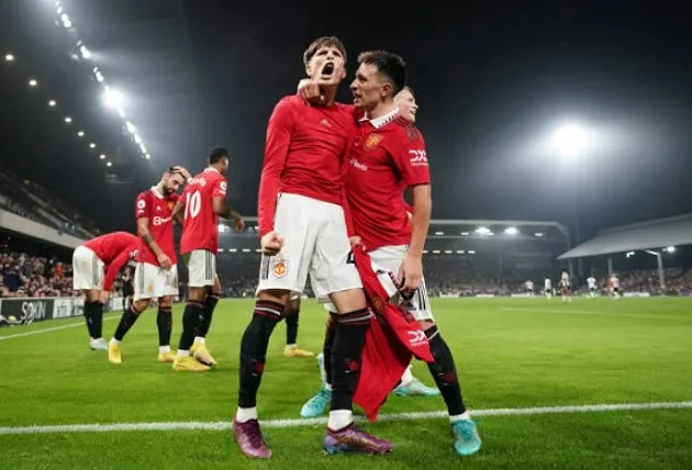 Quên Garnacho đi, đây đích thị người hùng Man Utd - Bóng Đá